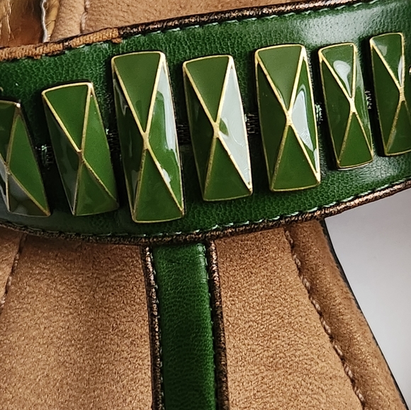 Green Sandals Womens Size 7 Medium - Picture 3 of 4